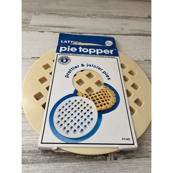 Rowoco vintage 1987 Apple/Cherry and Lattice pie toppers NOS - Picture 5 of 7